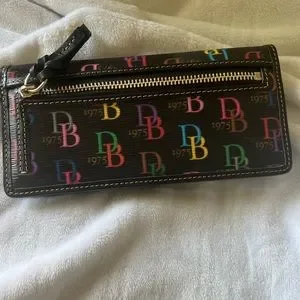 Dooney and bourke multicolor wallet hotsell